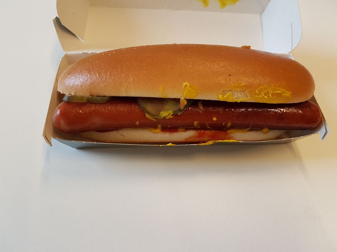 McDonald`s Hot Dog: In dieser Filiale / Stadt gibt es ihn!