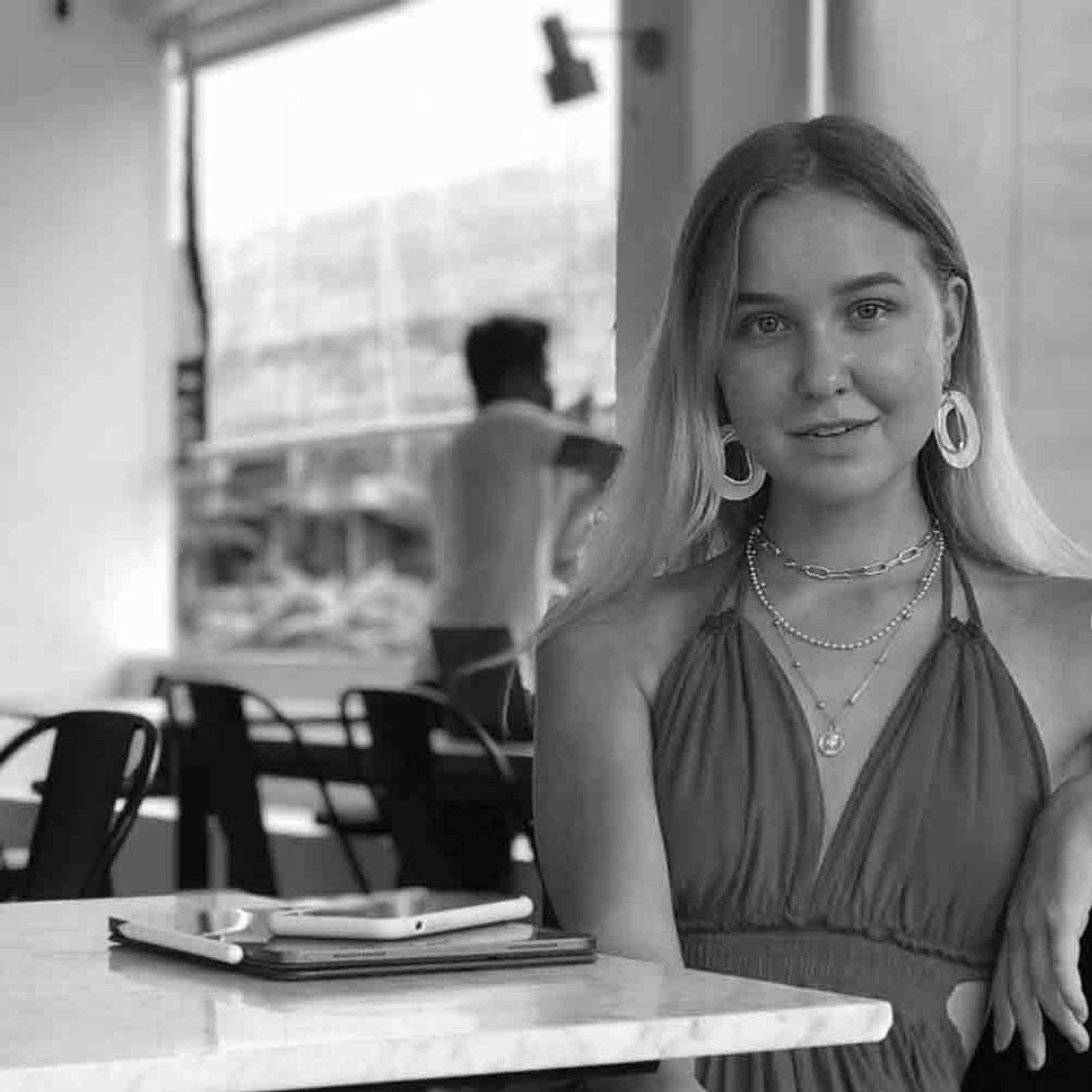 Get To Know Anastasia Durkot: Actress, Influencer - 36p3gn6
