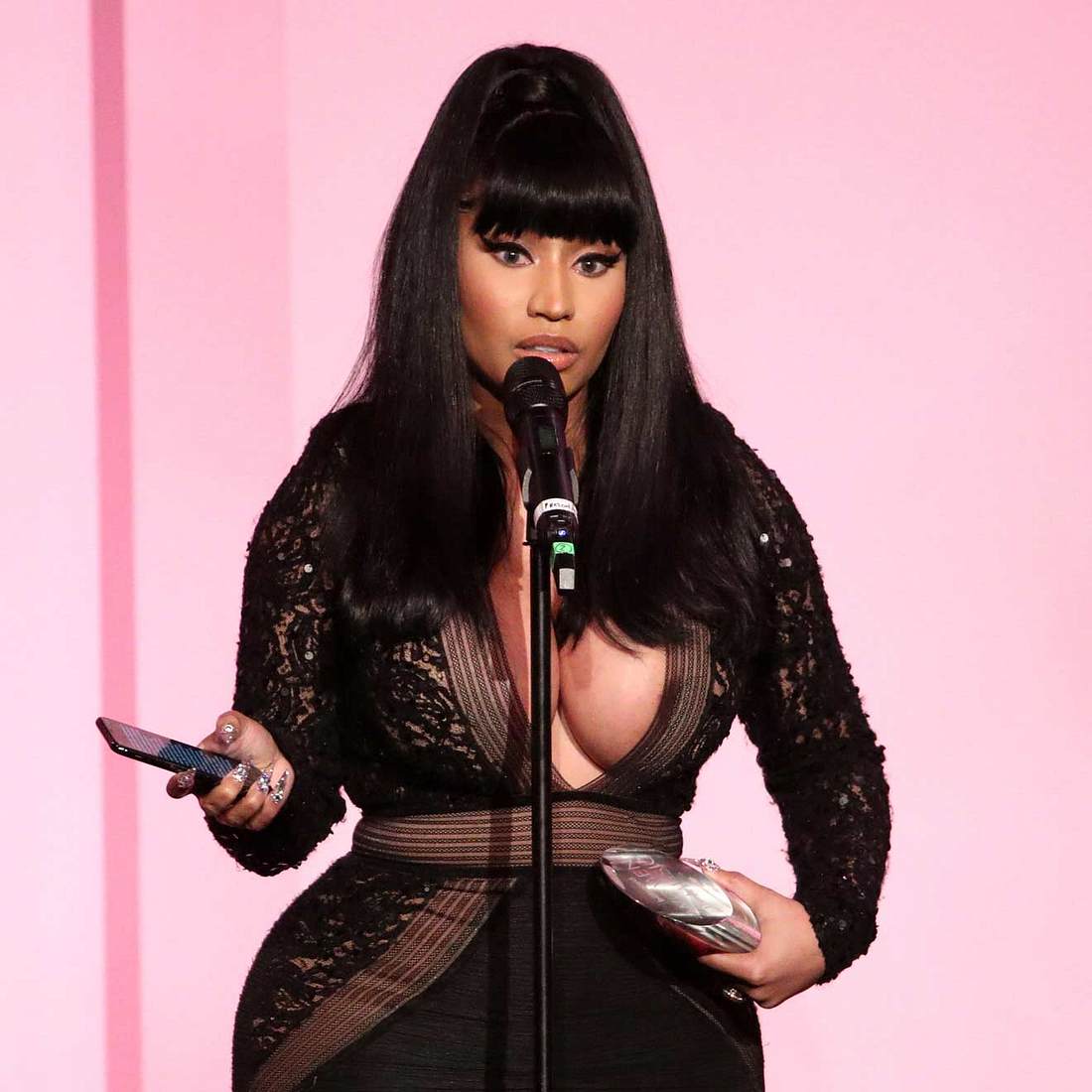 13. Nicki Minaj Instagram So viel verdienen die Stars 2020 mit einem