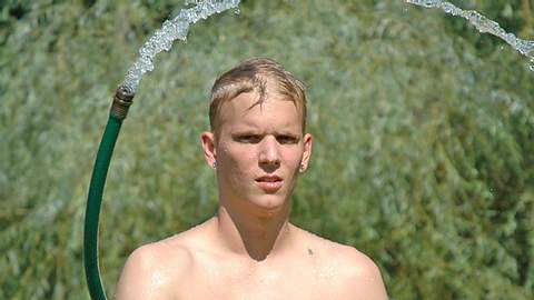 Penis zuhalten beim Orgasmus? - Foto: iStock