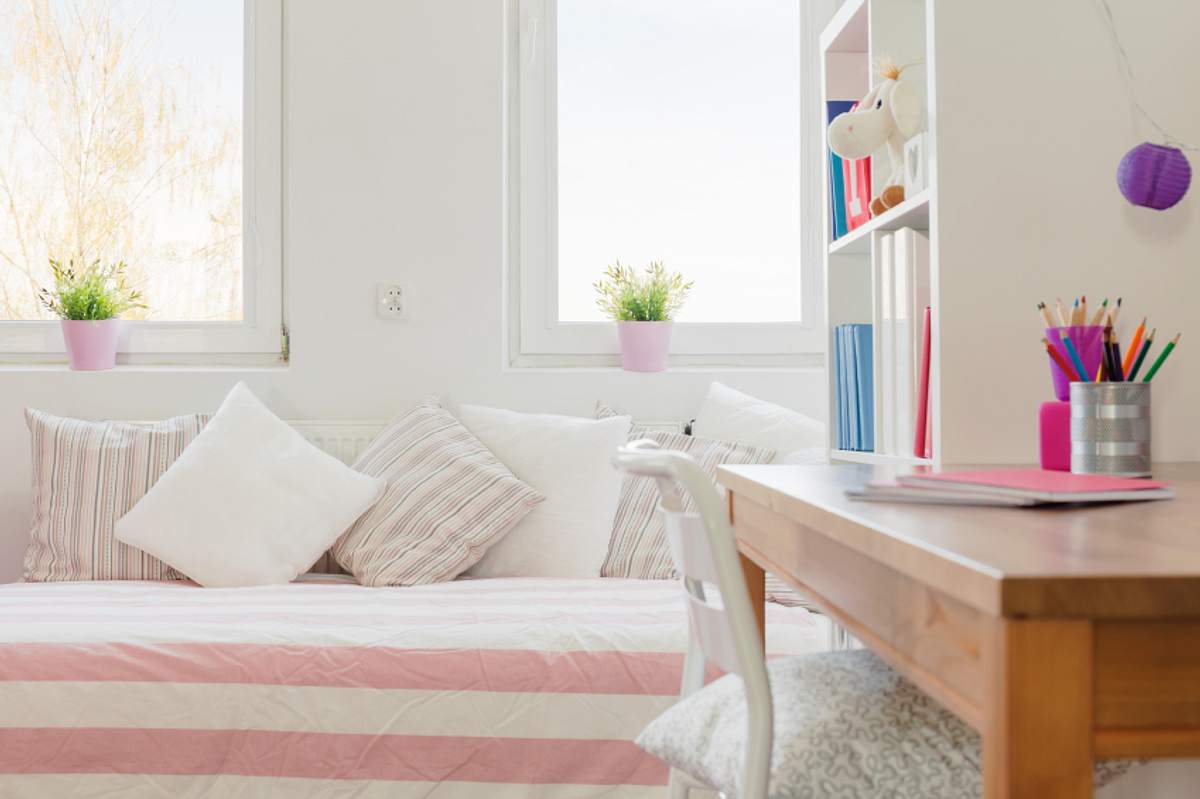 Dein Schlafzimmer sollte hell & freundlich sein.