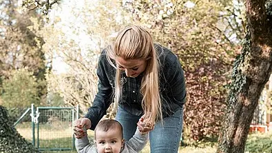 Es gibt ein aufregendes Update bei Jenefer und Milan! - Foto: Instagram/@jenefer_riili