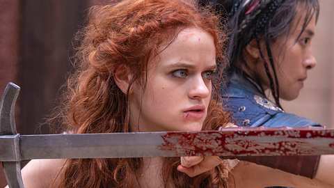 Joey King lässt sich in The Princess nichts vorschreiben! - Foto: THE PRINCESS, 20th Century Studios, Hulu, film frame, Joey King, Disney+