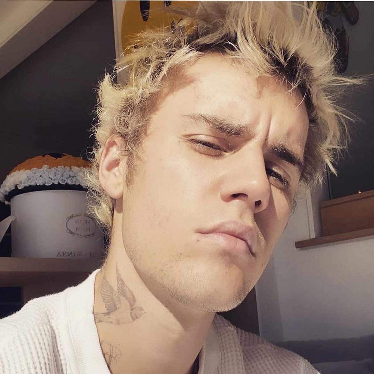 Justin Bieber mit seinem Oberlippenbart, nicht allen Fans gefällt der Look!