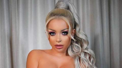 Katja Krasavice räumt mit ihrem ersten Buch sämtliche Bestseller-Listen ab und bittet deshalb einem Politiker um etwas ganz Besonderes - Foto: instagram @katjakrasavice