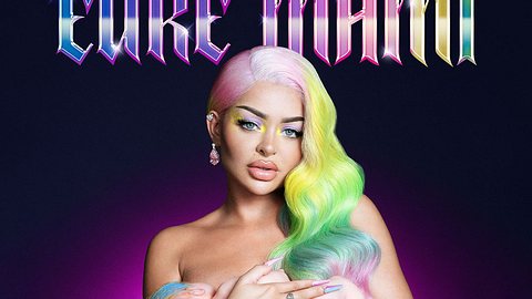 Katja Krasavice zeigt ihre echten Haare – ohne Perücke! - Foto: Warner Music