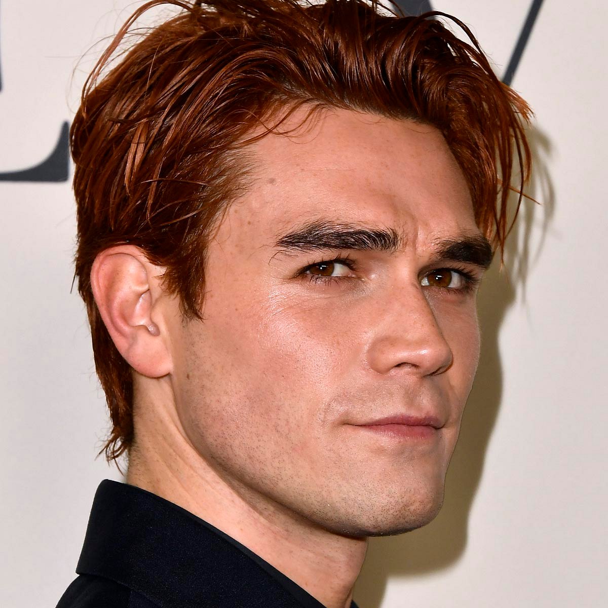 KJ Apa Freundin: Wen datet der „Riverdale“-Star?