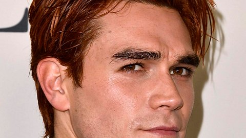 KJ Apa Freundin: Wen datet der „Riverdale“-Star? - Foto: Frazer Harrison / Staff / Gettyimages