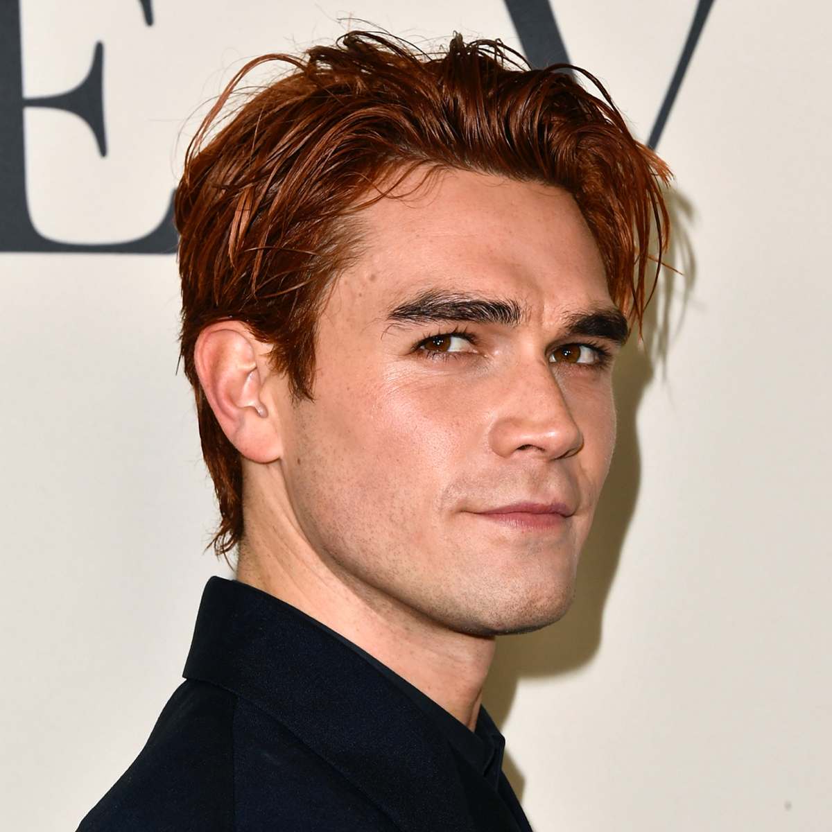 KJ Apa macht eine Pause von Riverdale