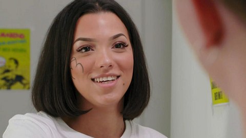 Köln 50667: Nackte Überraschung für Jill! - Foto: PR / RTLZWEI