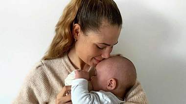 Babyalarm und Mutterglück: Nina Noel teilt ihr ganzes Leben via Instagram. Nun soll auch der Nachwuchs zum Social-Media-Star werden! - Foto: instagram @ninanoel