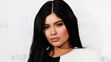 Kylie Jenner ist seit 1. Februar Mama von der süßen Stormi. - Foto: Getty Images