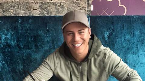 Leon Machère ist stolz auf sein neues Schätzchen - Foto: instagram/happywaffel