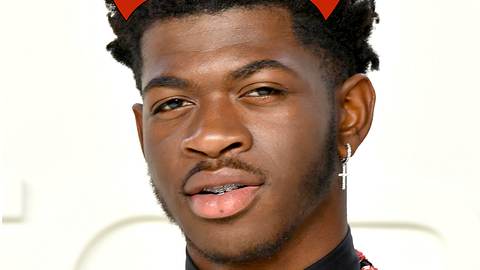 Lil nas X Menschenblut Sneaker - Foto: Amy Sussman  // getty images