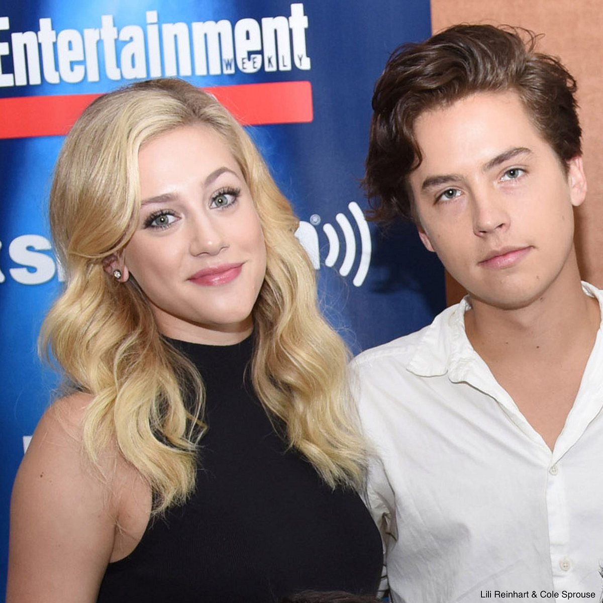 Lili Reinhart & Cole Sprouse schwänzen den Red Carpet!