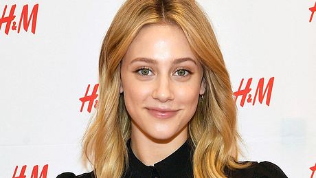 Lili Reinhart war nicht von Anfang an begeistert von Cole Sprouse - Foto: Getty Images