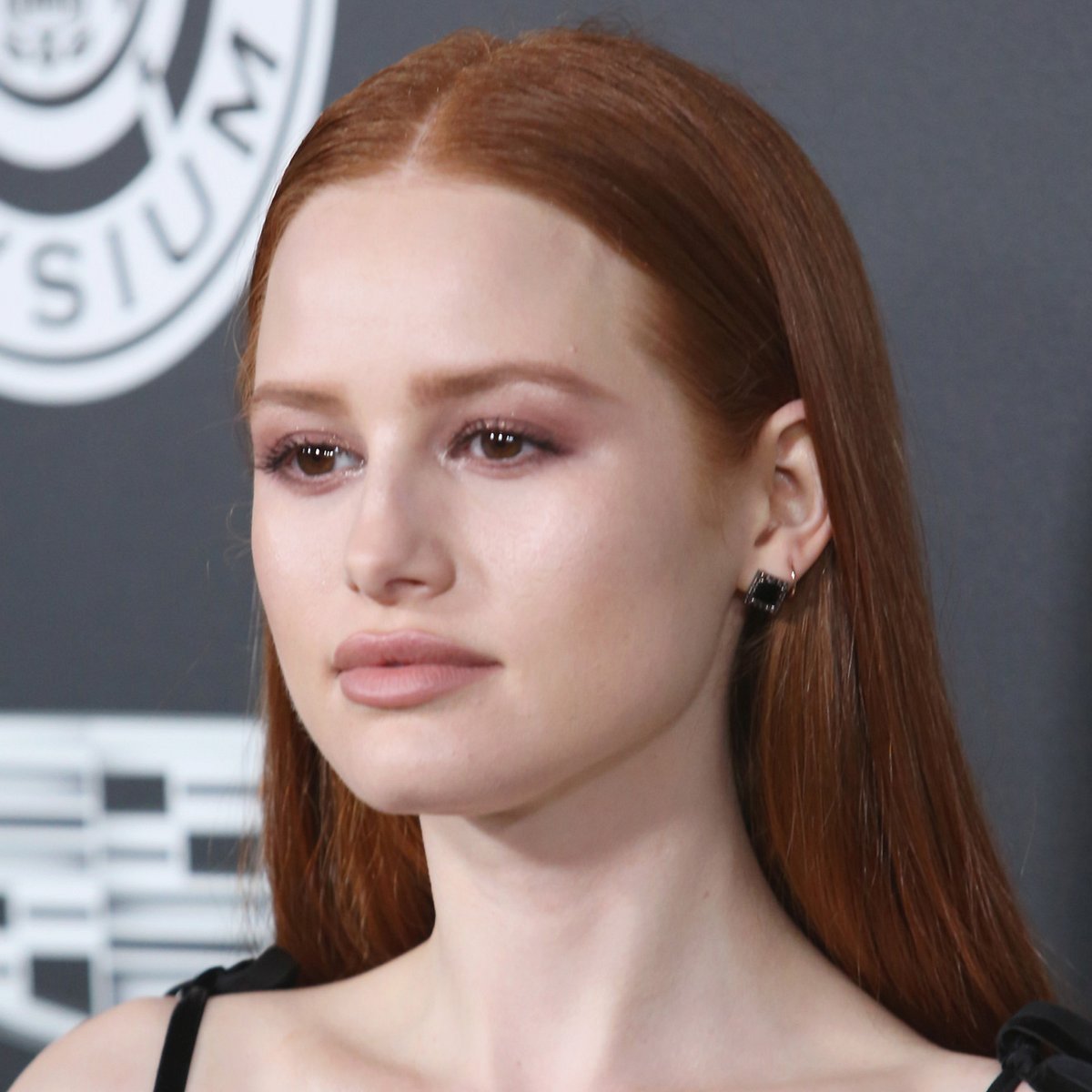 Madelaine Petsch hat ein paar anstrengende Tage hinter sich