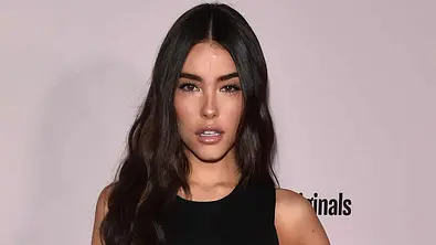 Anfang 2012 begann Madison Beer ihre ersten Cover-Songs auf YouTube hochzuladen und ergatterte dank Justin Bieber einen Plattenvertrag, nachdem er eines ihrer Cover auf Twitter teilte. Madison und Justin Bieber sind bis heute enge Freunde. - Foto: Getty Images