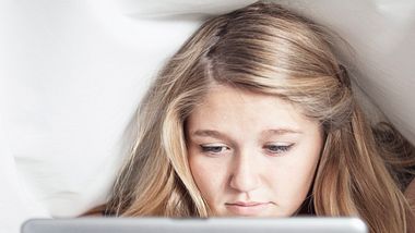 Frage des Tages 09.04.15: Gucken Mädchen auch Pornos? - Foto: iStock