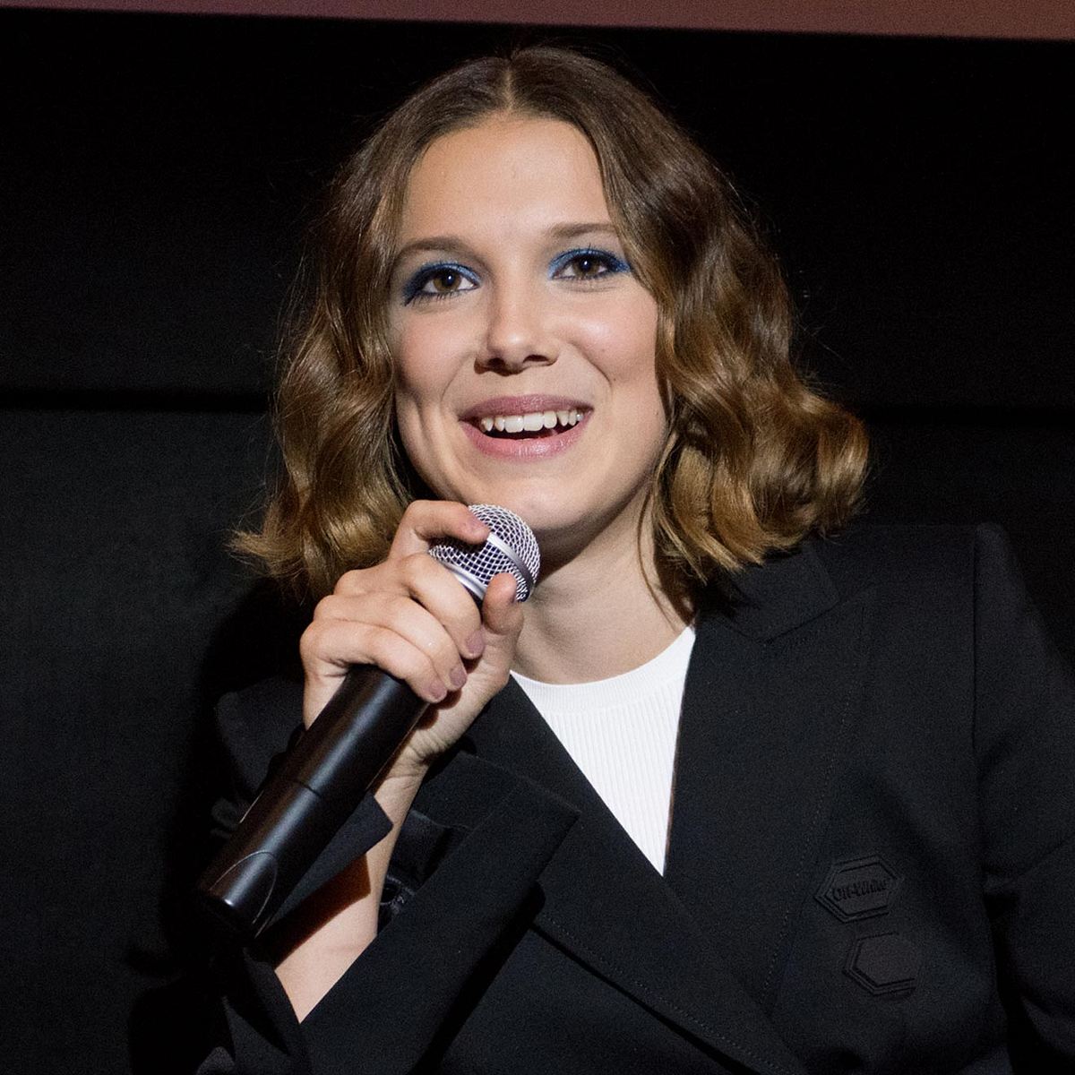 Millie Bobby Brown: So toll kann sie singen.