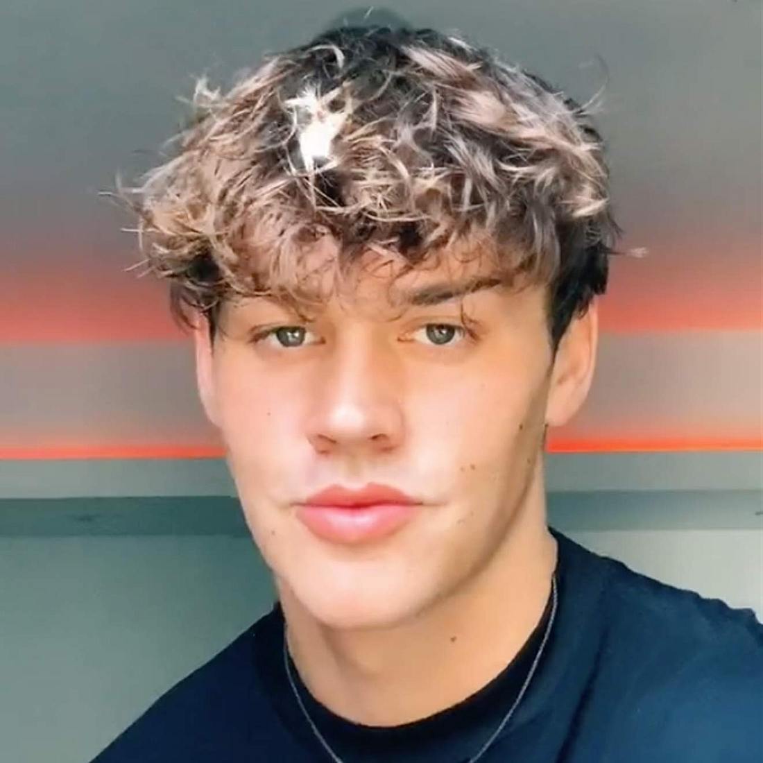 Noah Beck Verlässt er TikTok? BRAVO