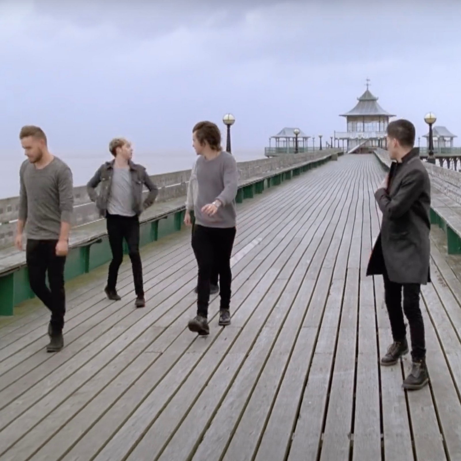 One Direction Ihre 10 erfolgreichsten MusikVideos Platz 7 You & I