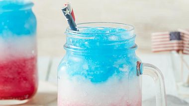Mega easy Slush Eis selber machen! - Foto: Shutterstock