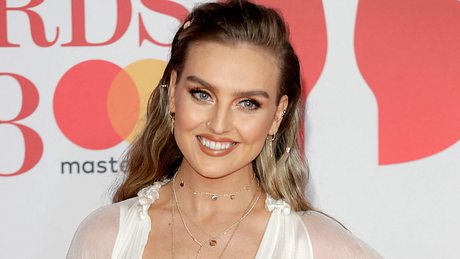 Perrie Edwards bei den BRIT Awards 2018 in London. - Foto: Getty Images