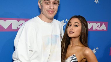 Bei den MTV Video Music Awards im august dieses Jahres waren Ariana Grande und Pete Davidson noch glücklich miteinander. - Foto: Getty Images