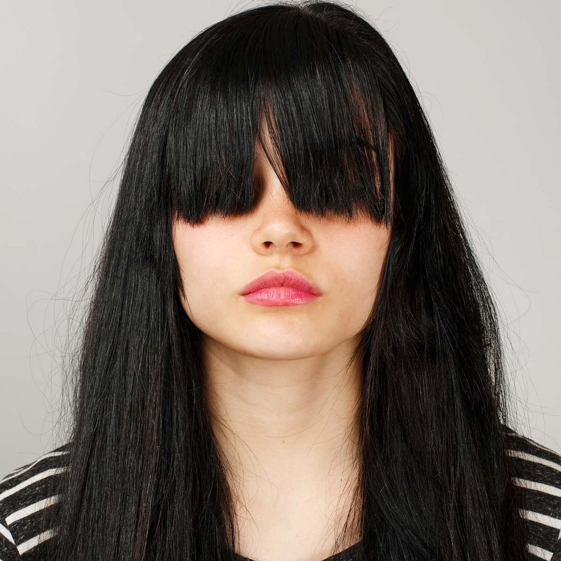 Lange Haare führen zu Pickeln?!