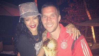Lukas Podolski feiert den WM-Titel zusammen mit Rihanna. - Foto: http://instagram.com/poldi_official