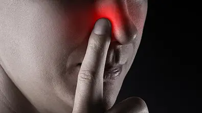 Popeln: Was Nase bohren über deine Gesundheit verrät - Foto: Staras / iStockPhoto