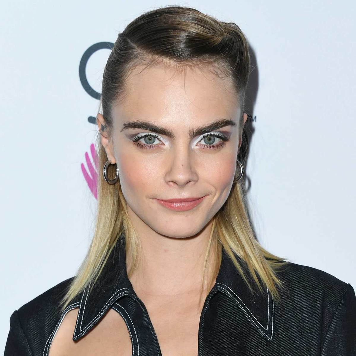 Pride: Diese Stars gehören der LGBTQ+-Community an Cara Delevingne