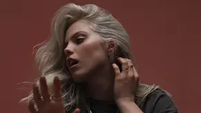 Reneé Rapp über ihre Vergangenheit: Man hat sich über mich lustig gemacht - Foto: Universal Music Reneé Rapp über ihre Vergangenheit: Man hat sich über mich lustig gemacht - Foto: Universal Music