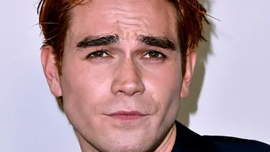 „Riverdale“ KJ Apa Fail: privates Bade-Video auf Instagram ?? - Foto: Frazer Harrison / Staff / Gettyimages
