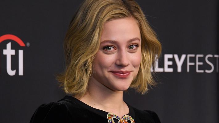 Riverdale-Star Lili Reinhart heftige Kritik an Kim Kardashian: Du bist so sch**ße! - Foto: Jon Kopaloff / Getty Images