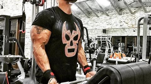 Die 10 stärksten WWE Superstars - Foto: Instagram: The Rock