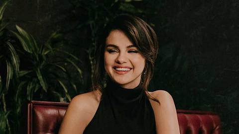 Selena Gomez überrascht Fans mit neuem Song - Foto: Universal
