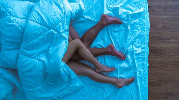 Sex: So krass unterschiedlich sind die Vorlieben weltweit - Foto: Artem Peretiatko /iStock