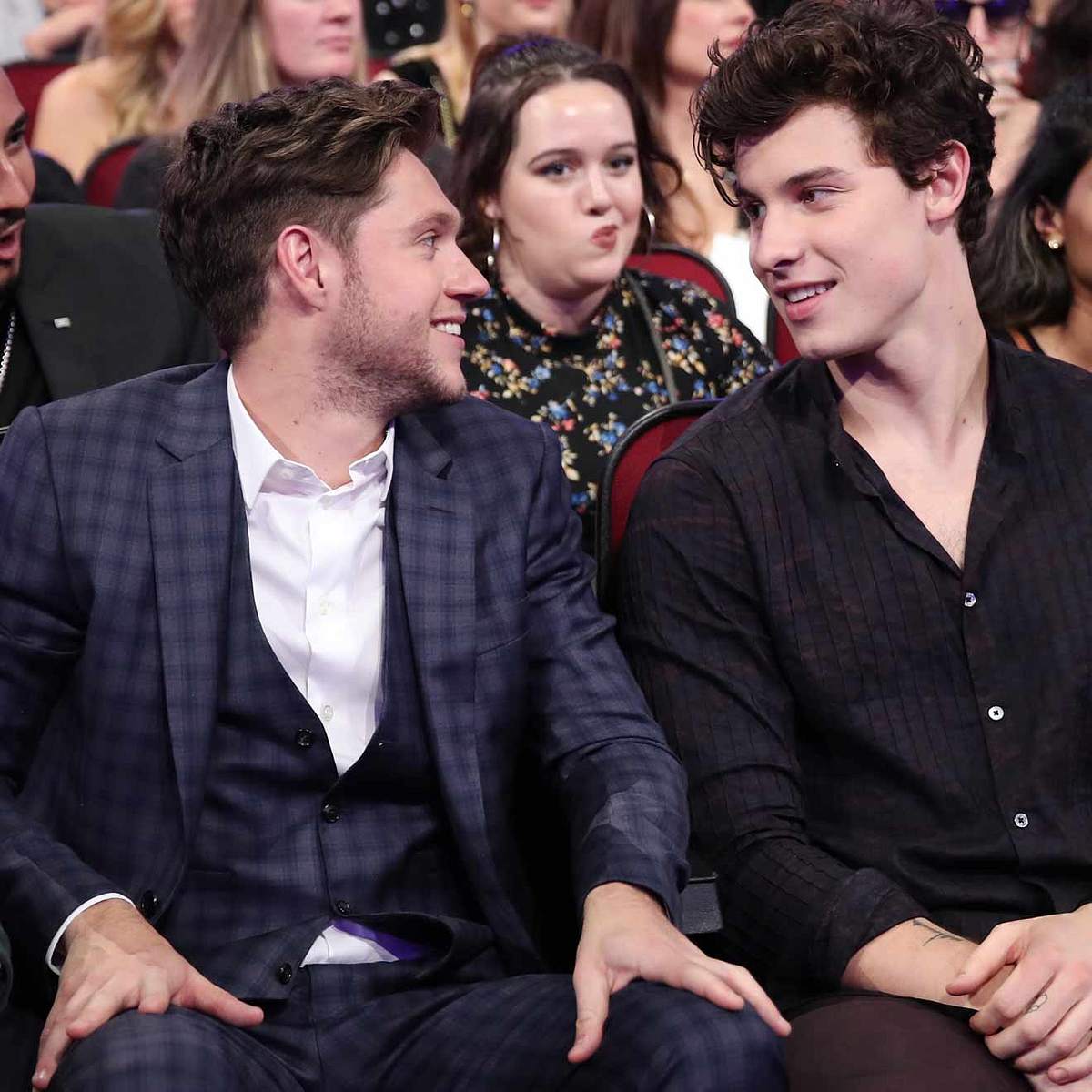 Shawn Mendes und Niall Horan trinken zusammen gern mal über ihren Durst