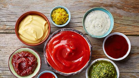 Chips & Dips! Die leckersten Rezepte für eine chillige Movie-Night - Foto: Shutterstock / MaraZe