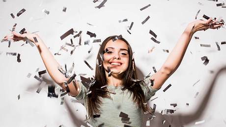 Das perfekte Wow-Make-up für Silvester - Foto: Shutterstock