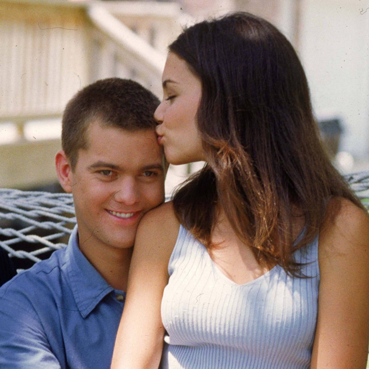 Stars, die sich trotz Trennung küssen: Katie Holmes & Joshua Jackson in 'Dawson's Creek'