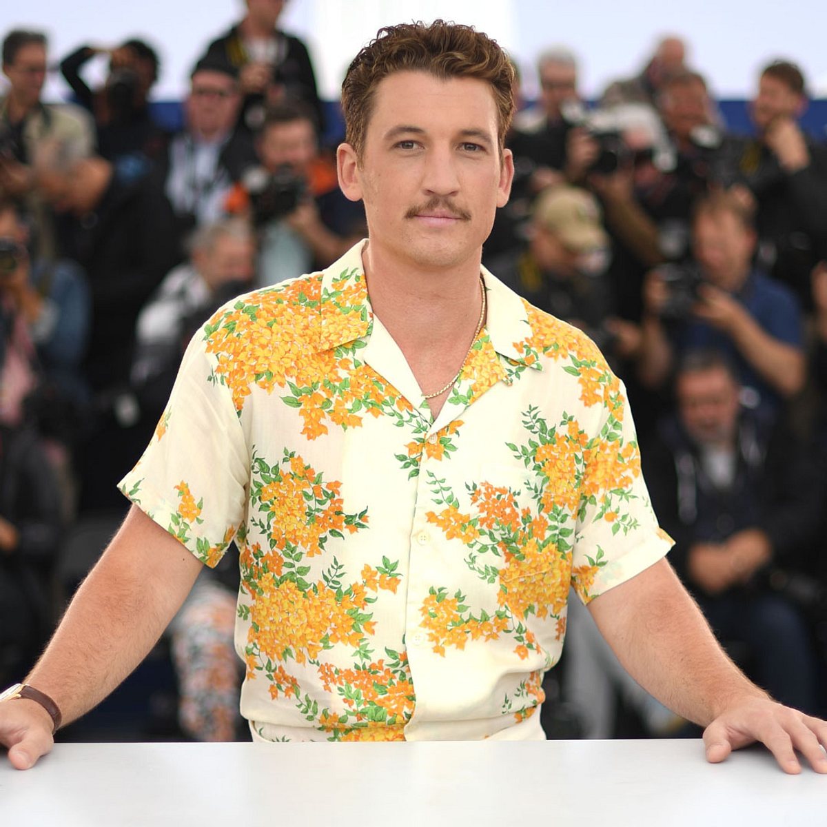 Stars mit Schulden: Miles Teller wegen Uni verschuldet