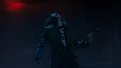 Stranger Things Staffel 5: Starker Hinweis auf Eddies Rückkehr! - Foto: Netflix