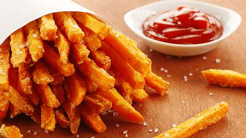 Süßkartoffel-Pommes - Foto: iStock
