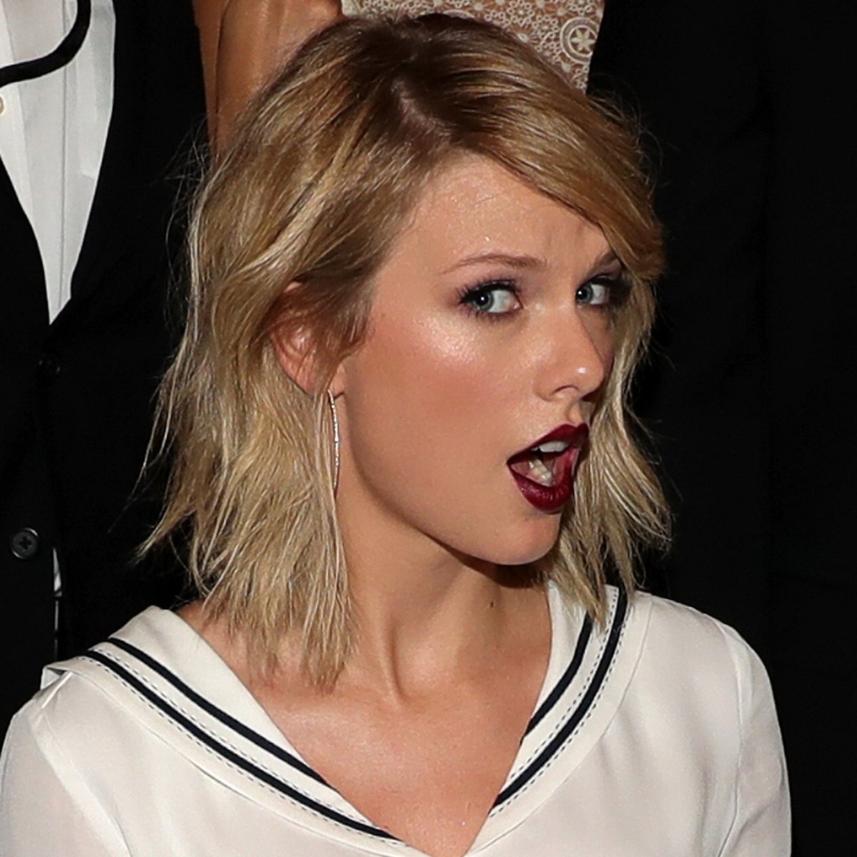 Taylor Swift ihr neues Musikvideo zu Delicate