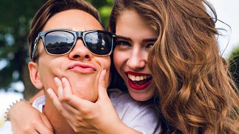 Happy im Frühling: Liebe gefunden! - Foto: Shutterstock