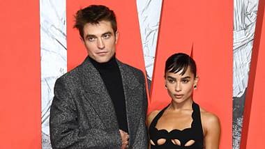 Robert Pattinson und Zoë Kravitz sind das neue Dream-Couple im DC-Universum. - Foto: Gareth Cattermole / Getty Images