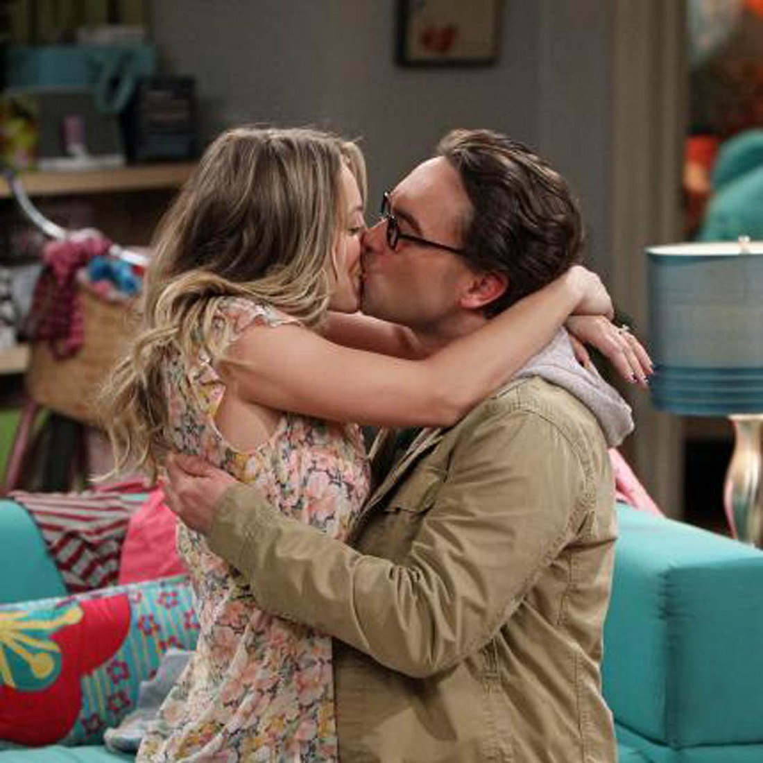 „The Big Bang Theory“-Geheimnis: Leonard und Penny haben dreimal um die Hand des*der anderen angehalten